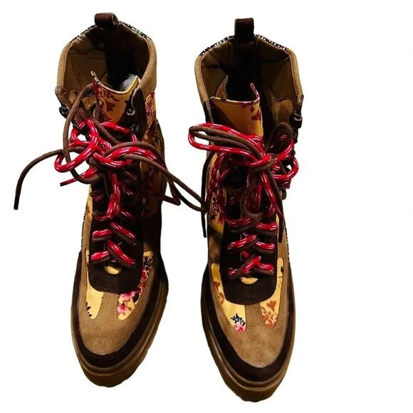 Gianni Bini throw back combat boots Floral  multi color 2 laces Size 9 NWOB - Picture 5 of 12